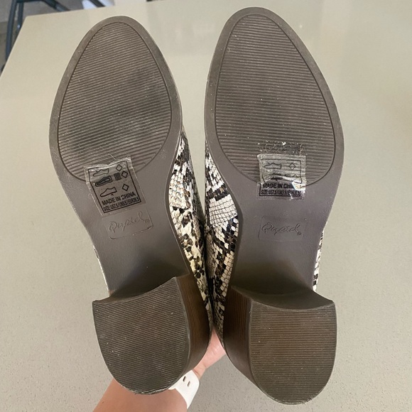 Booties - Picture 6 of 6